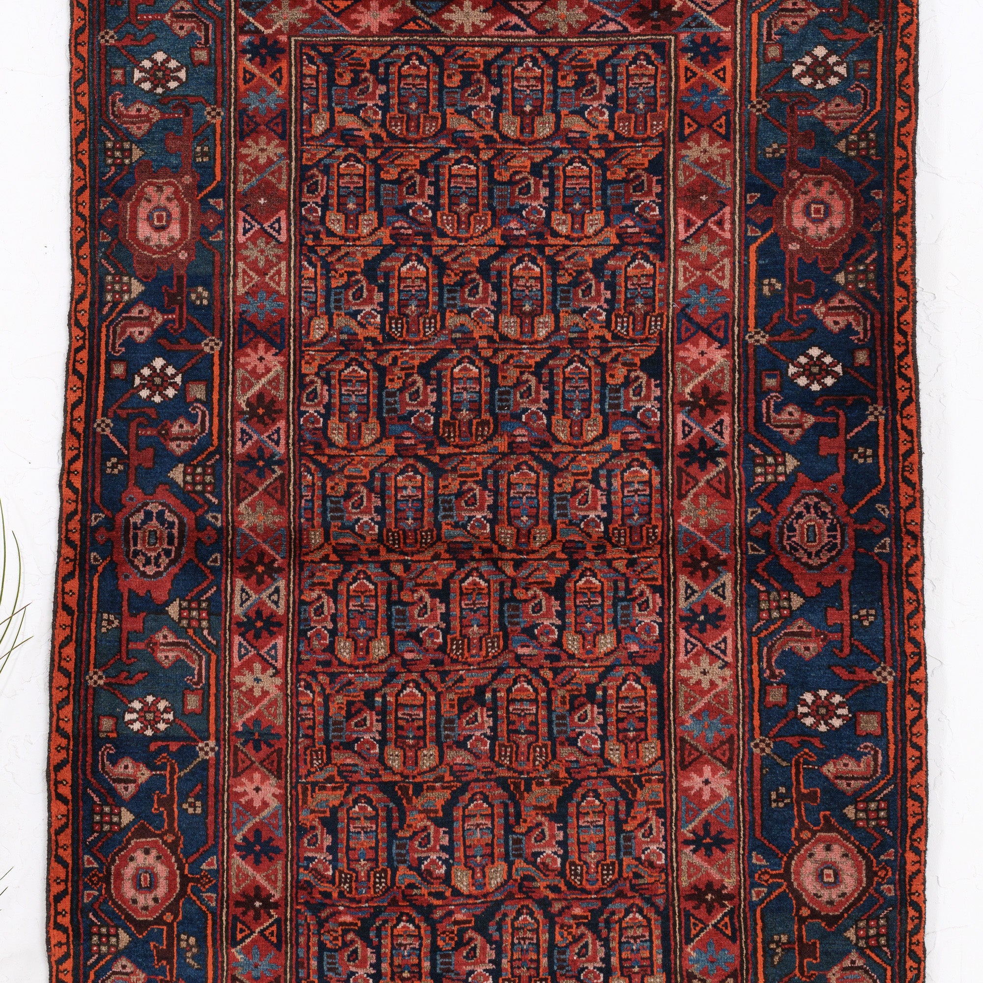 Kaelinia - Vintage Persian Small Rug