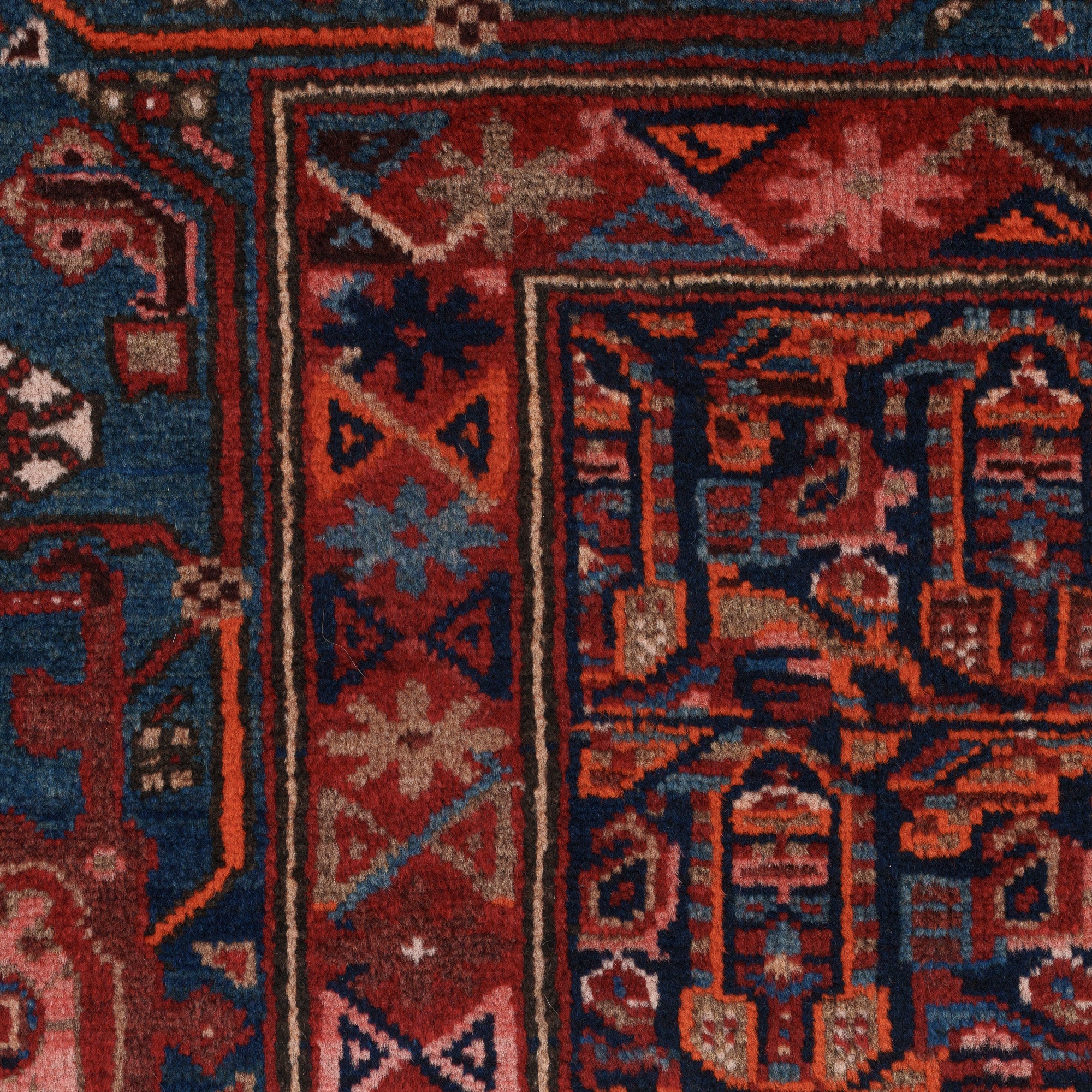 Kaelinia - Vintage Persian Small Rug
