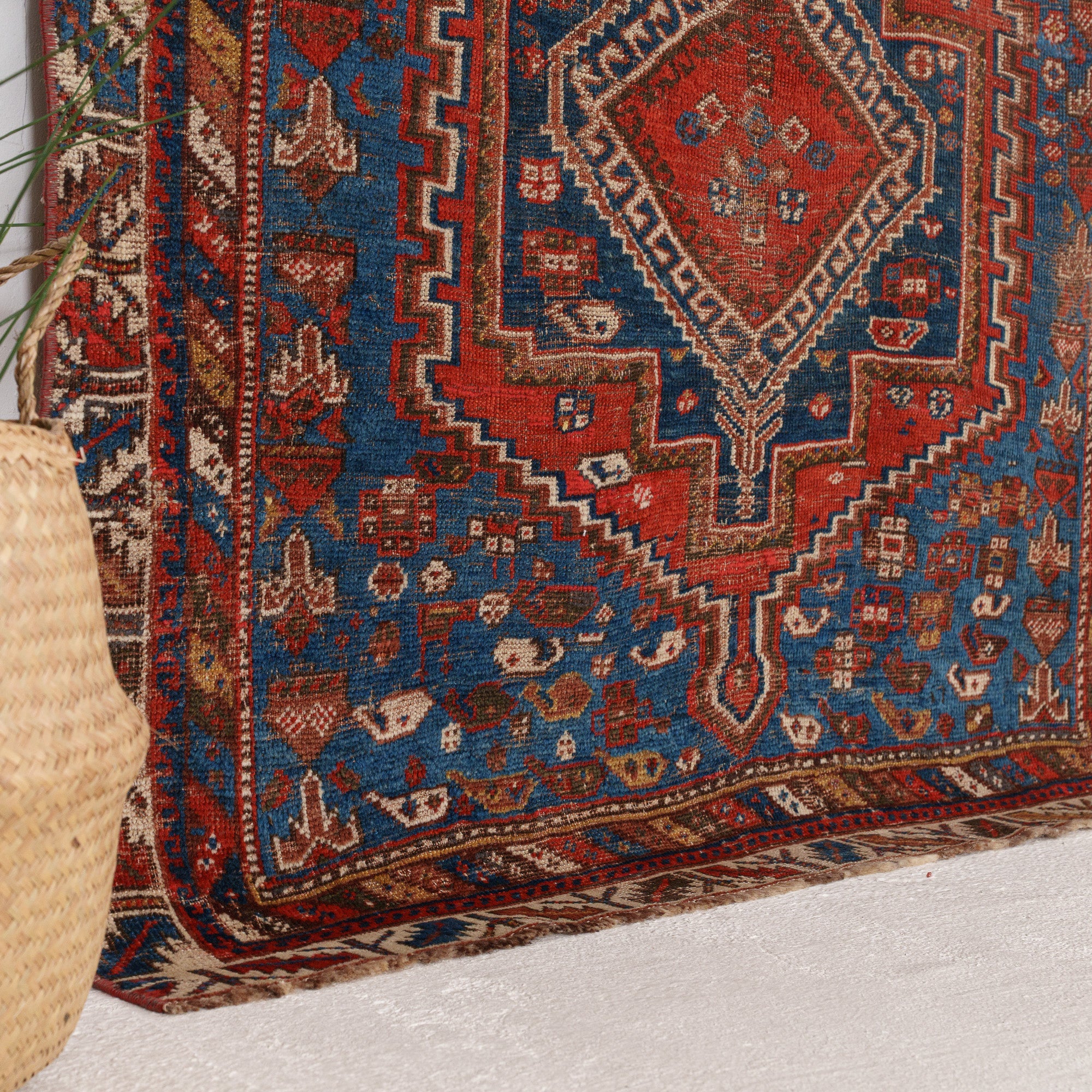 Daevia - Vintage Persian Small Rug