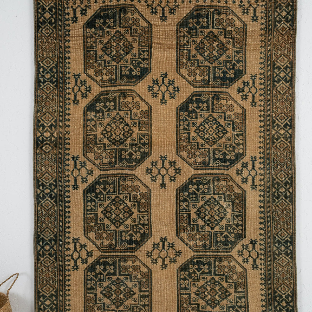 Handmade 5x7 area rug in green, ideal for a cozy entryway, hallway, living room, kitchen, bedroom