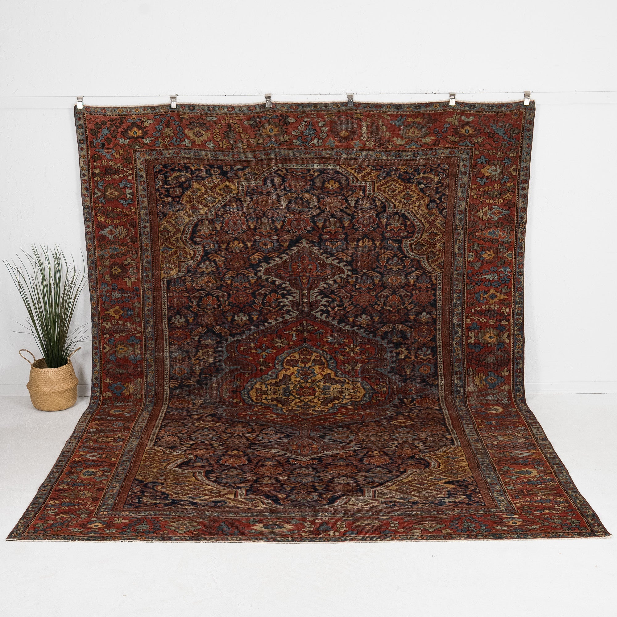 Ariselle - Vintage Persian Area Rug