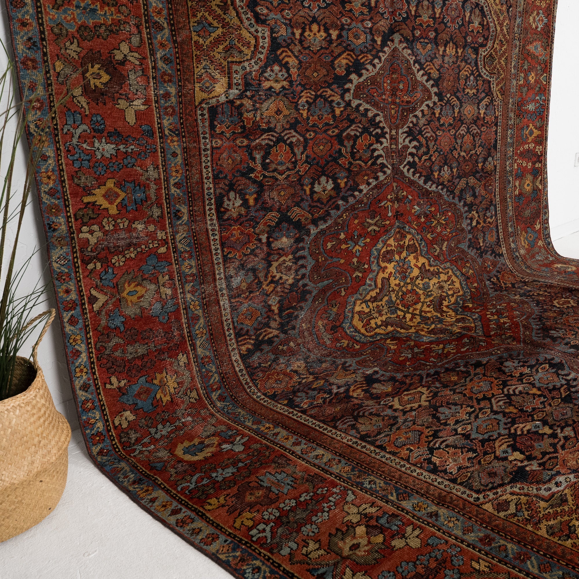 Ariselle - Vintage Persian Area Rug