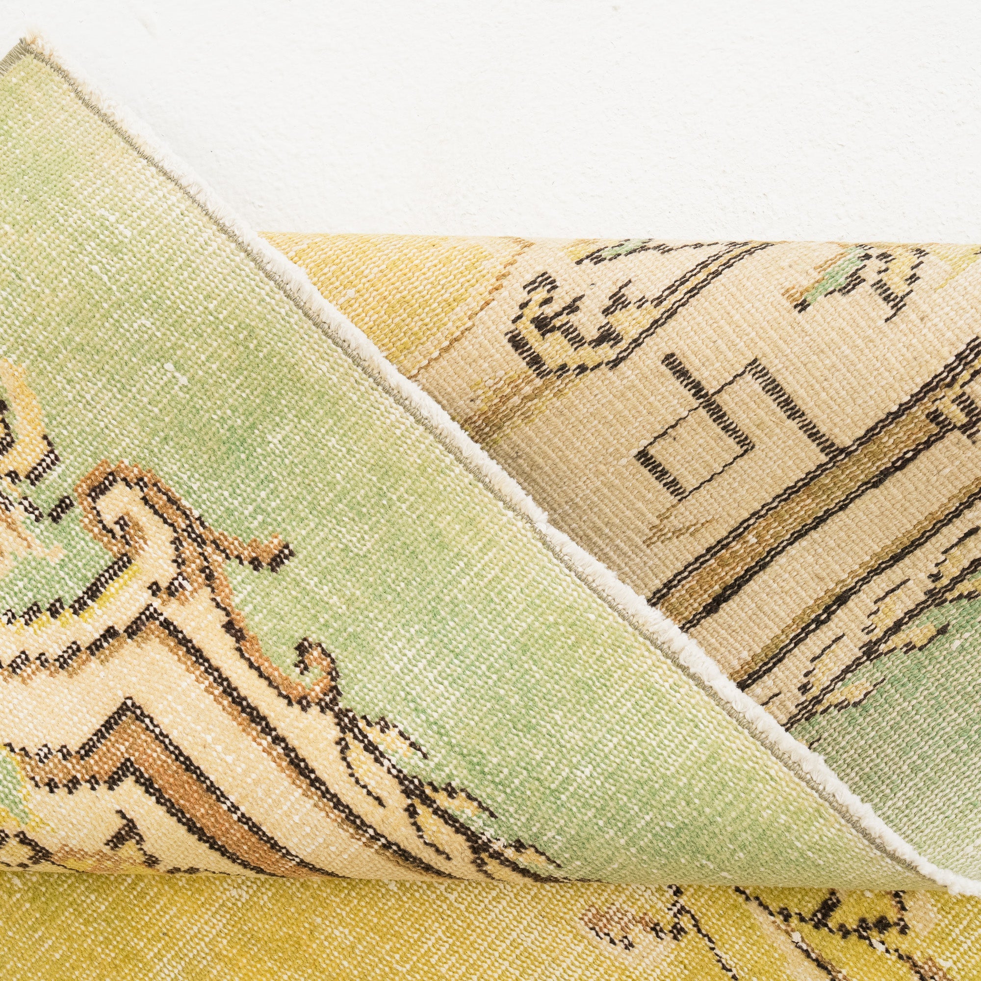 Elowara - Vintage Turkish Area Rug