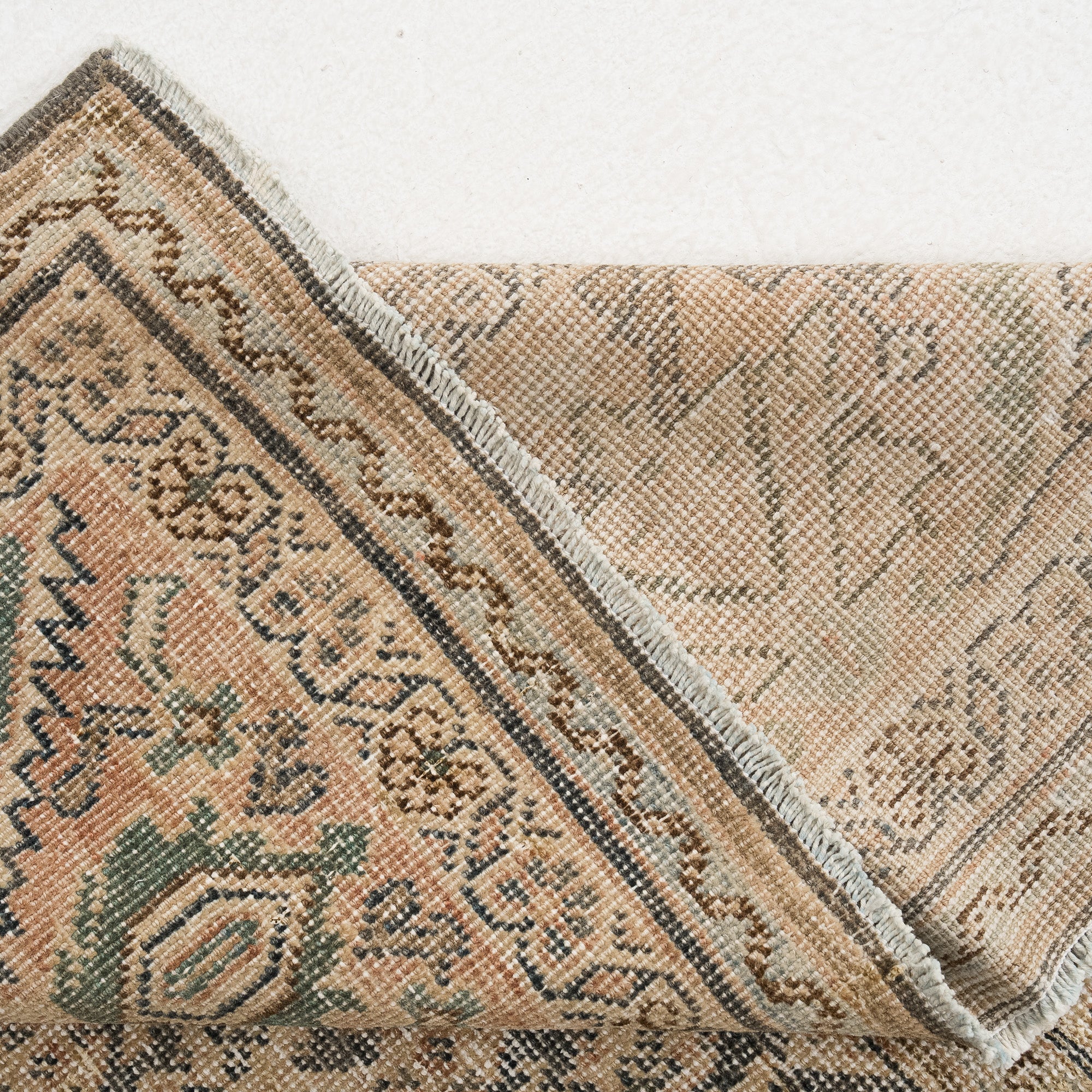 Maevind - Vintage Persian Area Rug