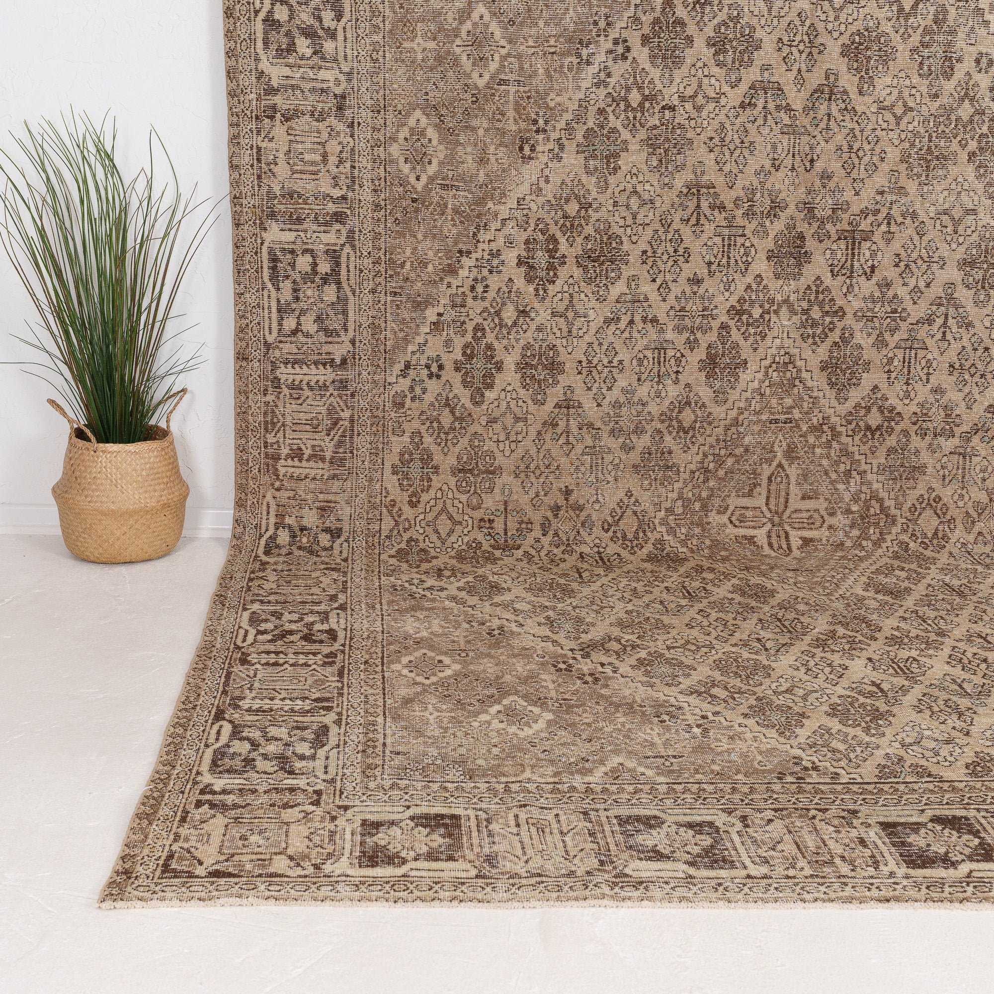 Belanis - Vintage Persian Area Rug