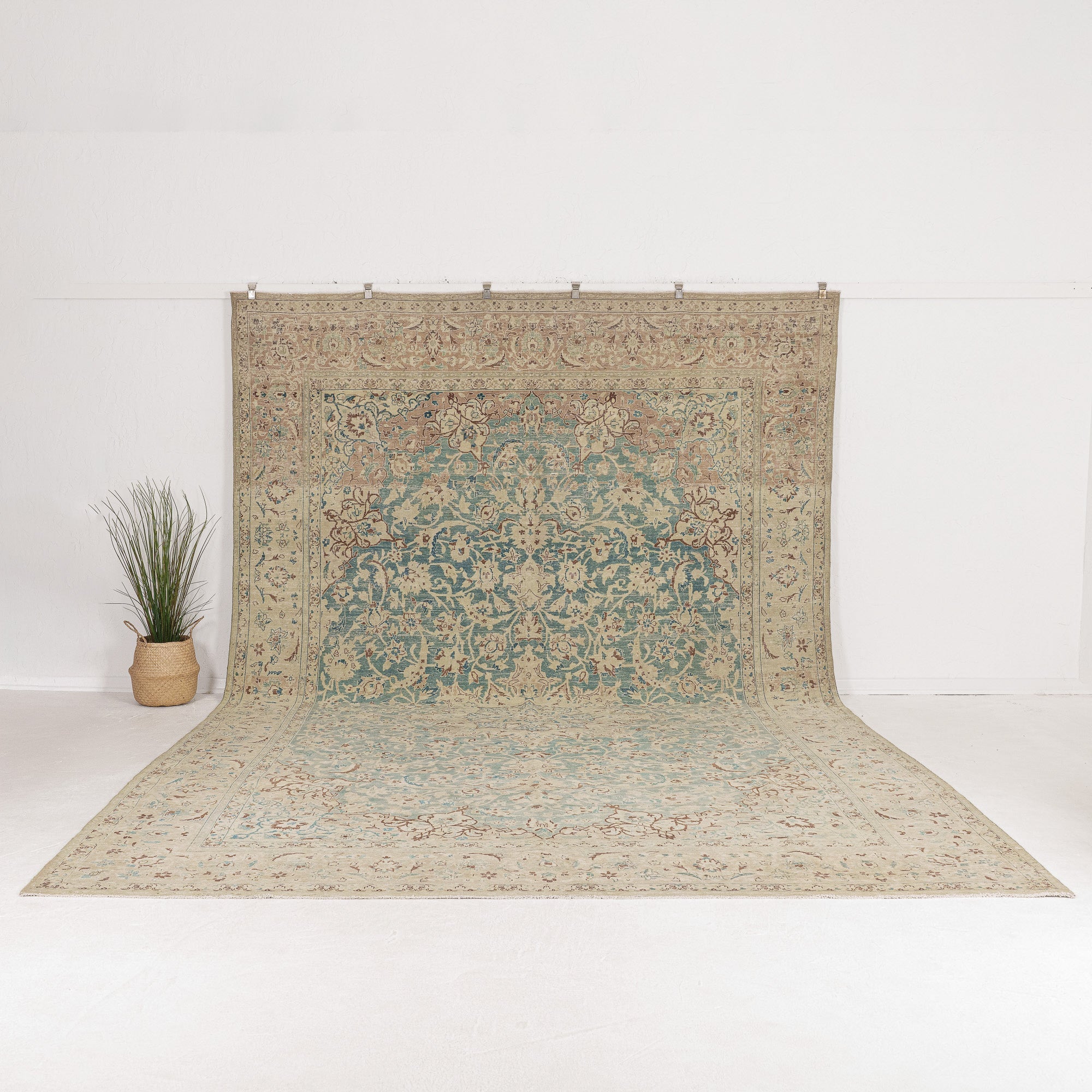Belanena - Vintage Persian Area Rug