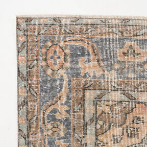 Zaerinella - Vintage Turkish Area Rug