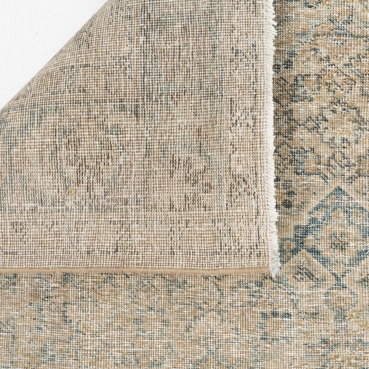 Ceralyn - Vintage Persian Small Rug