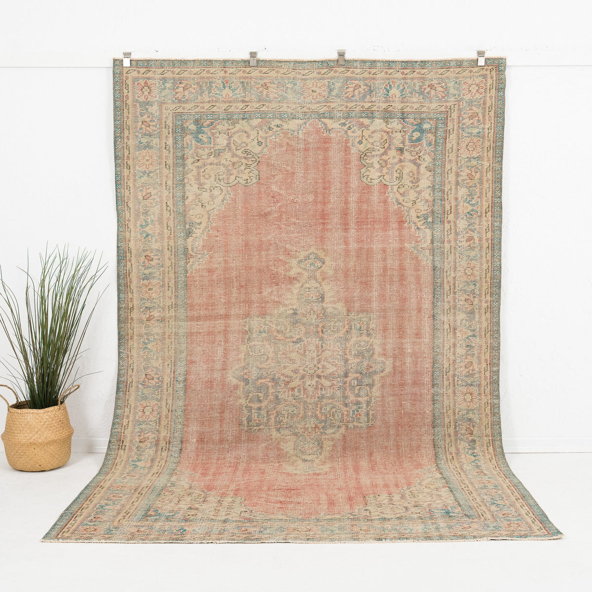Kaliria - Vintage Turkish Area Rug