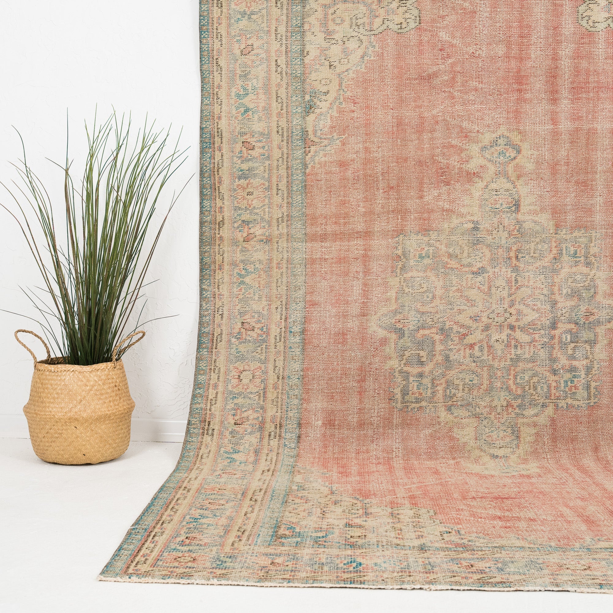 Kaliria - Vintage Turkish Area Rug