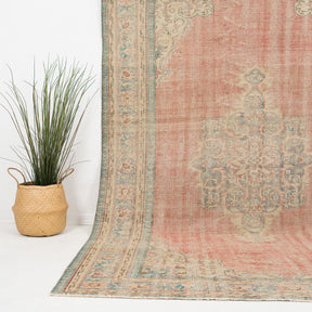 Kaliria - Vintage Turkish Area Rug