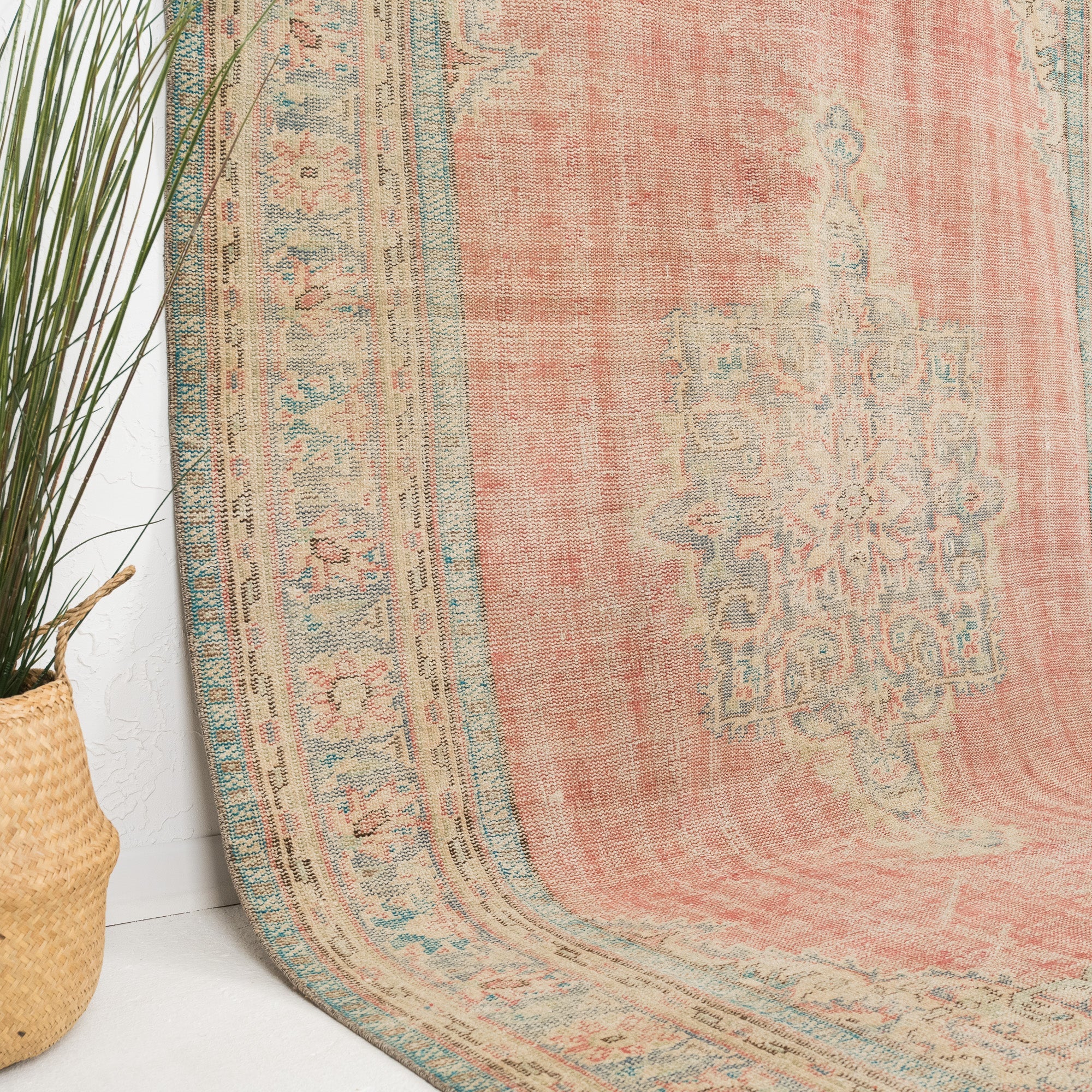 Kaliria - Vintage Turkish Area Rug
