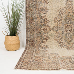 Lysendrae - Vintage Turkish Area Rug