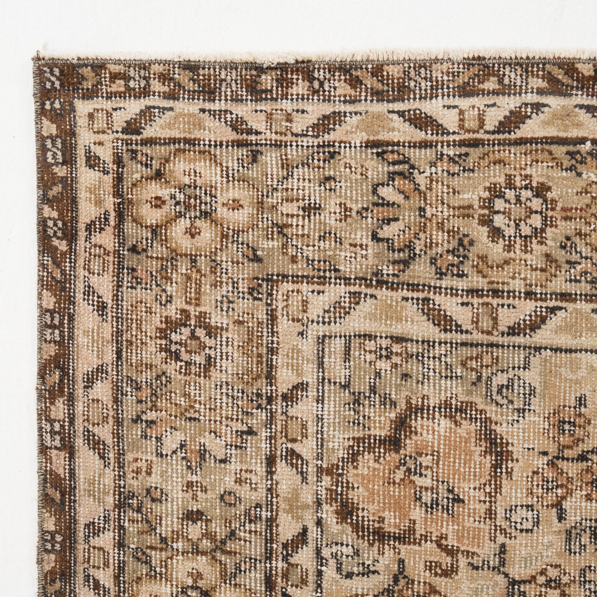 Lysendrae - Vintage Turkish Area Rug