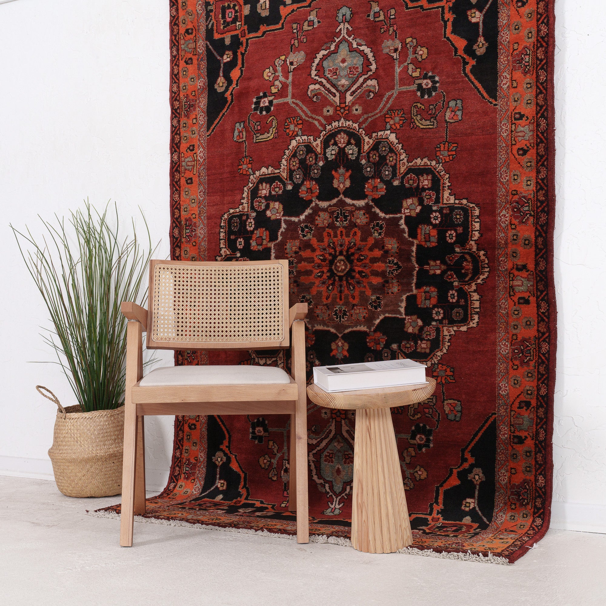 Laerisess - Vintage Persian Small Rug