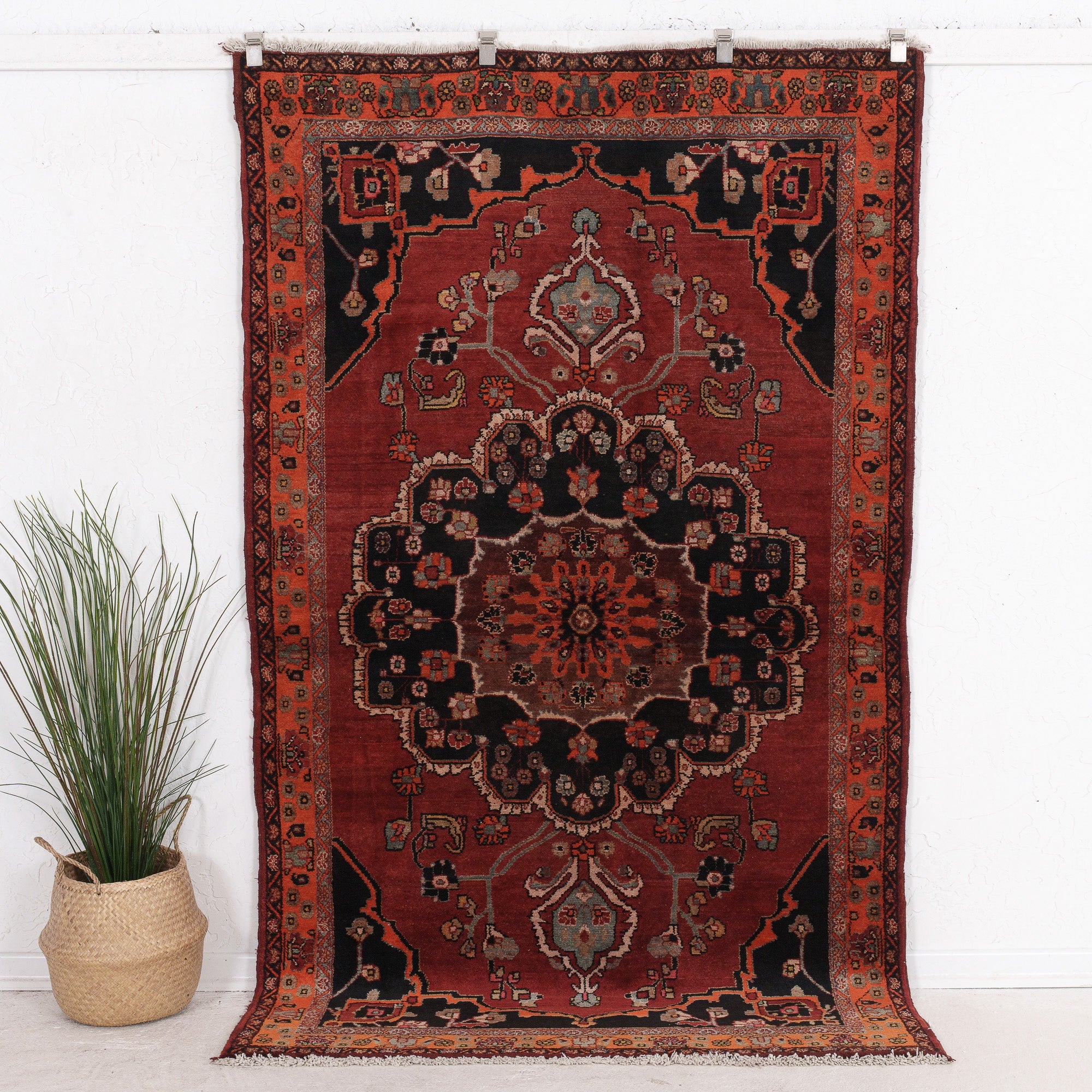 Laerisess - Vintage Persian Small Rug