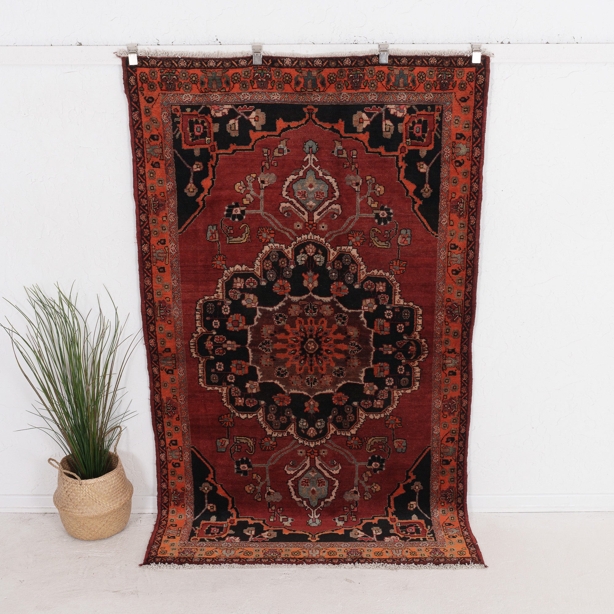 Laerisess - Vintage Persian Small Rug