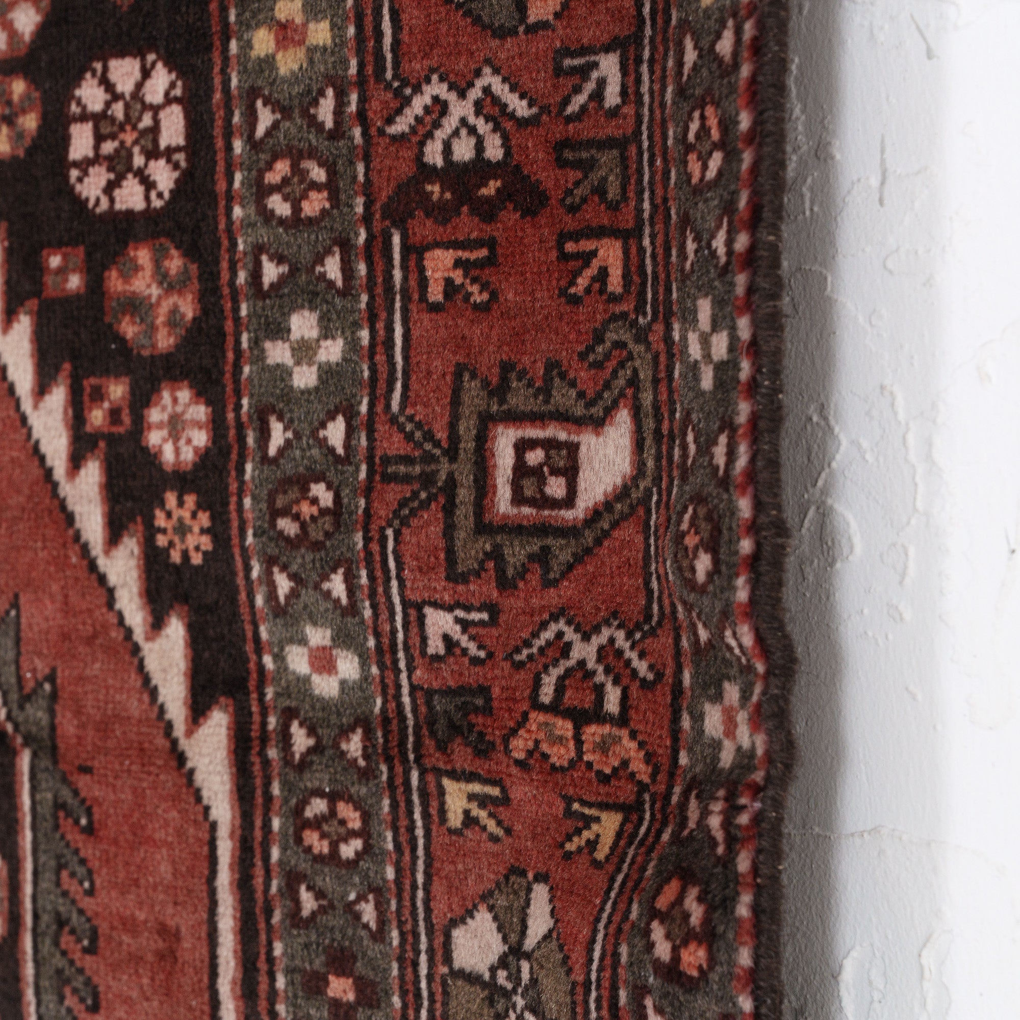 Laerisella - Vintage Persian Small Rug