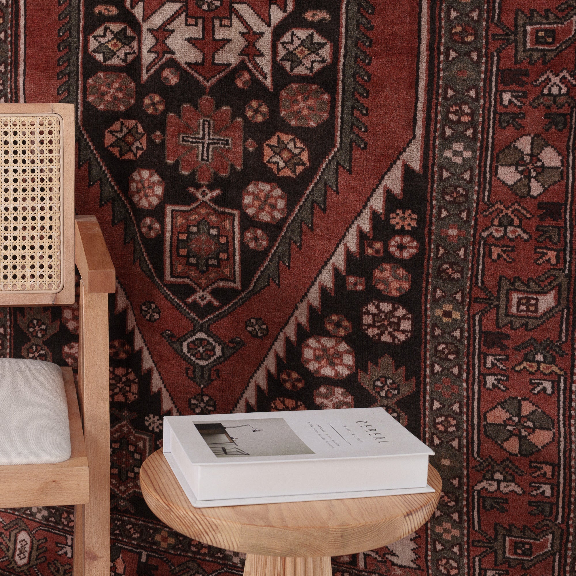 Laerisella - Vintage Persian Small Rug