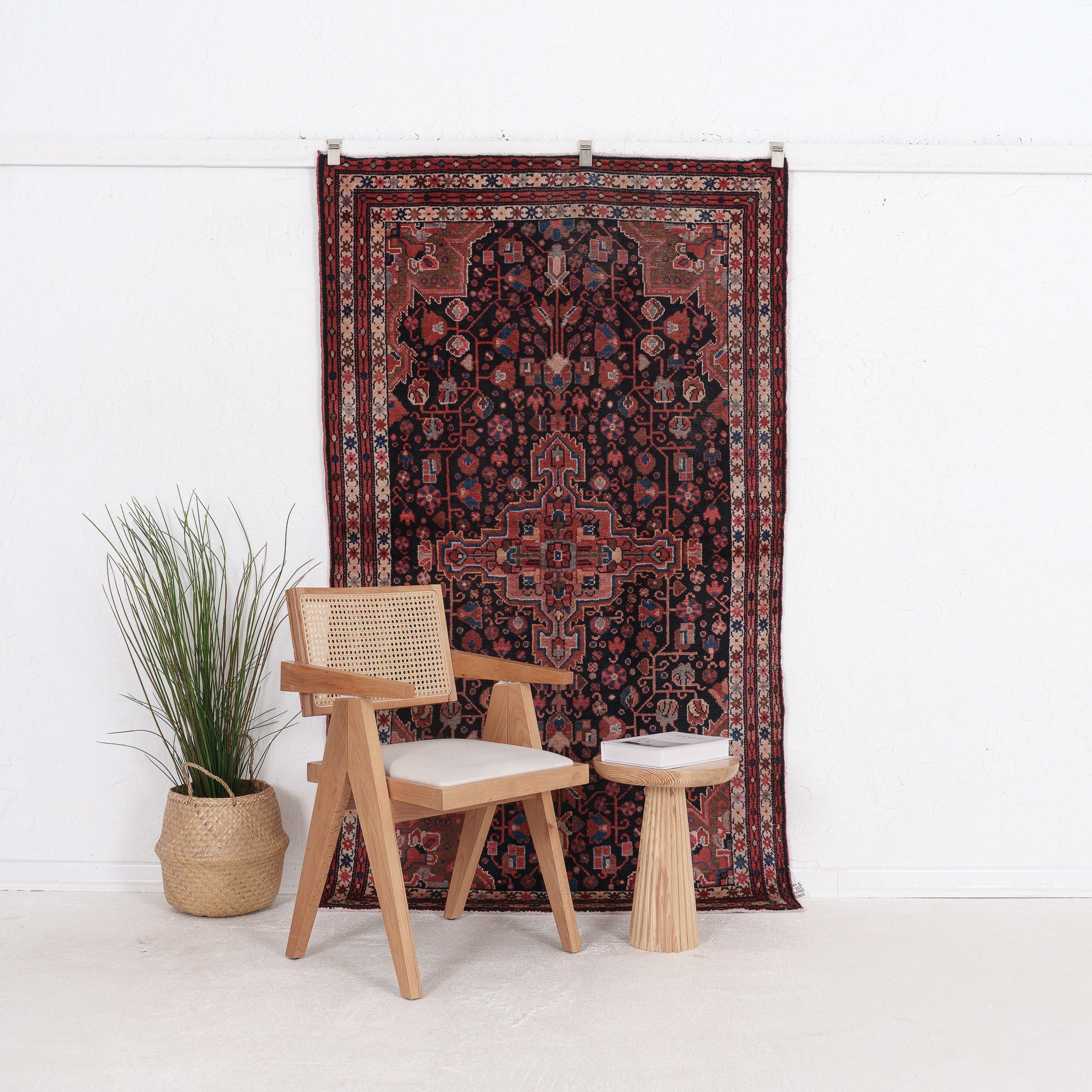 Laerisena - Vintage Persian Small Rug