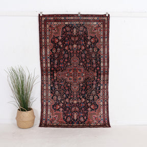 Laerisena - Vintage Persian Small Rug