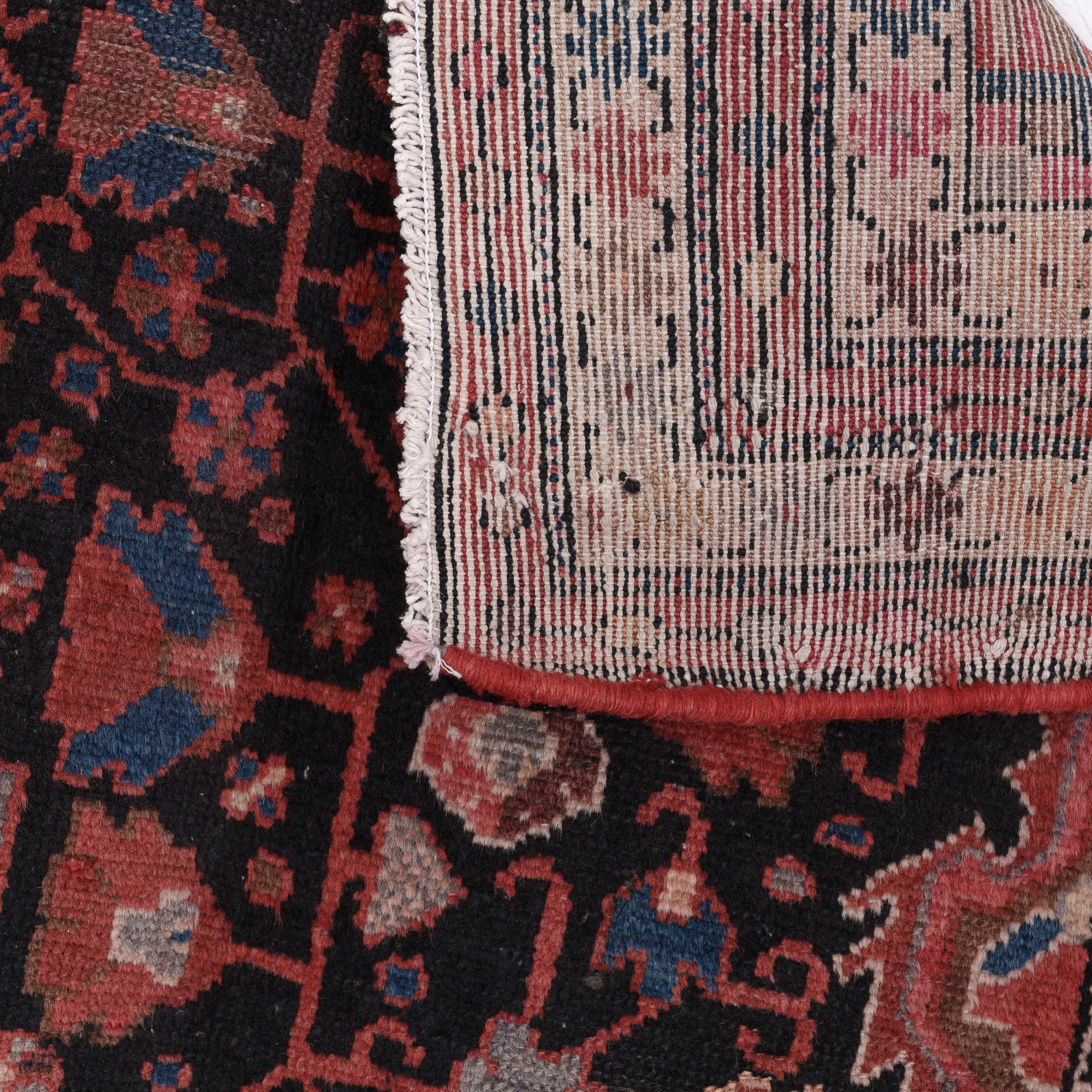 Laerisena - Vintage Persian Small Rug