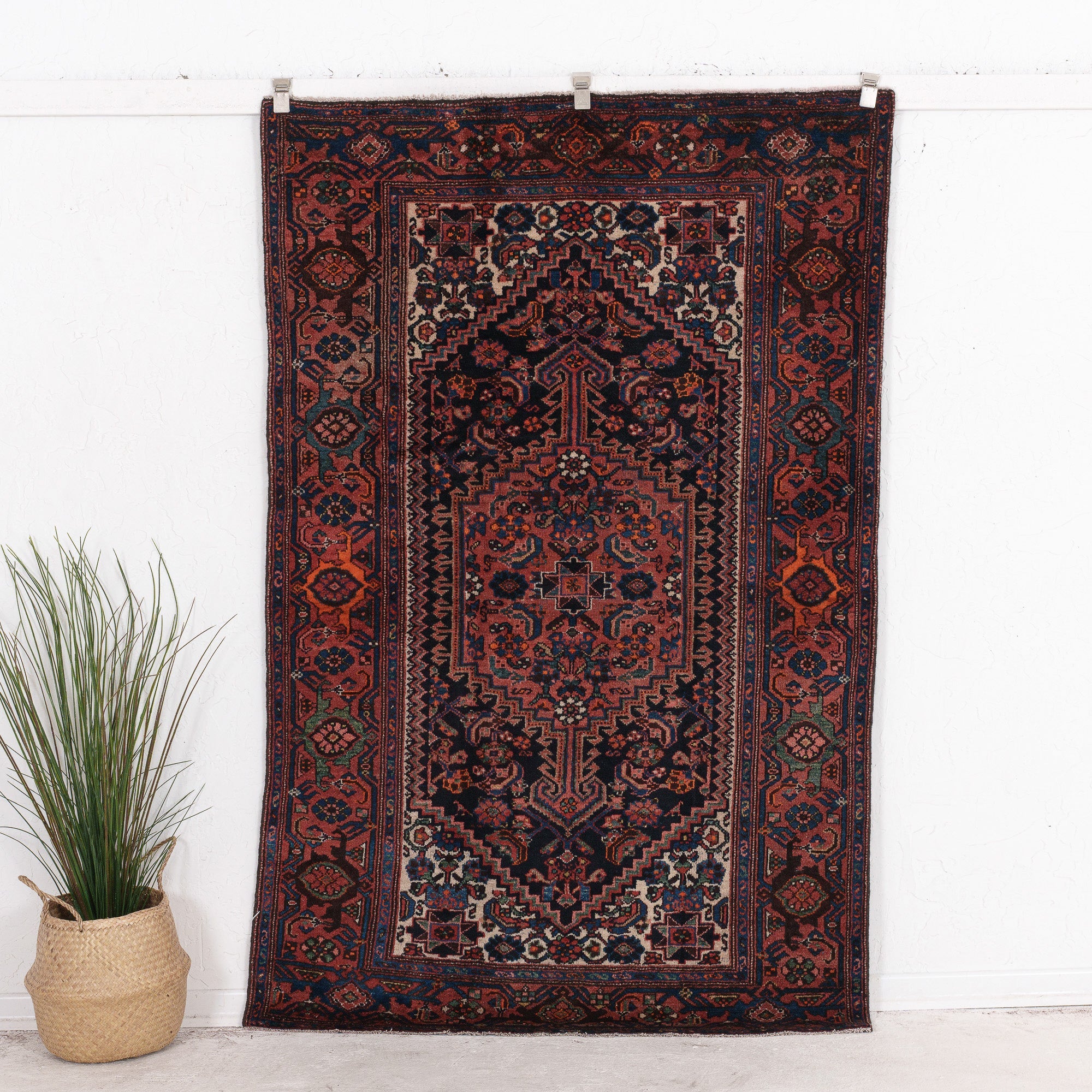 Laerisia - Vintage Persian Small Rug