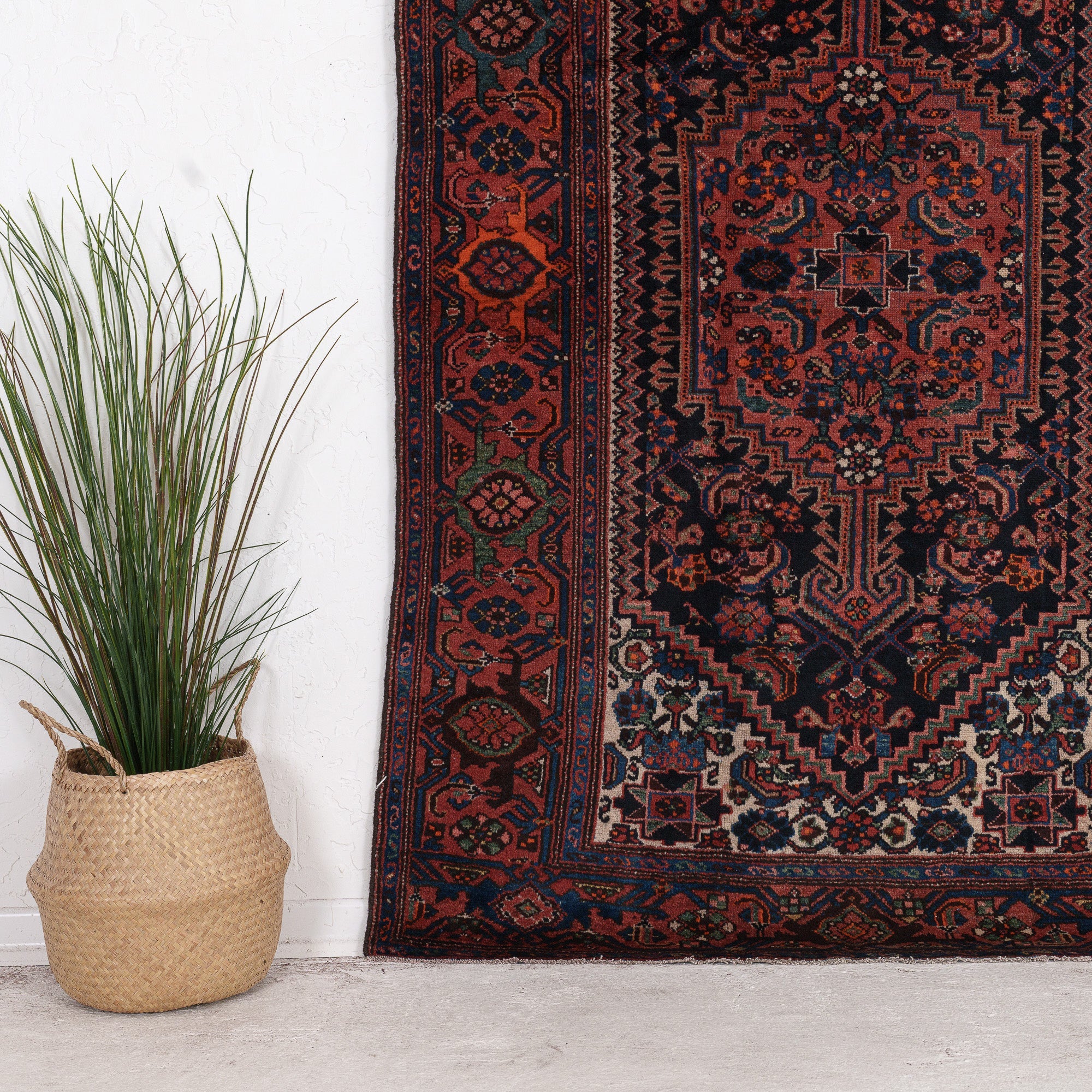 Laerisia - Vintage Persian Small Rug