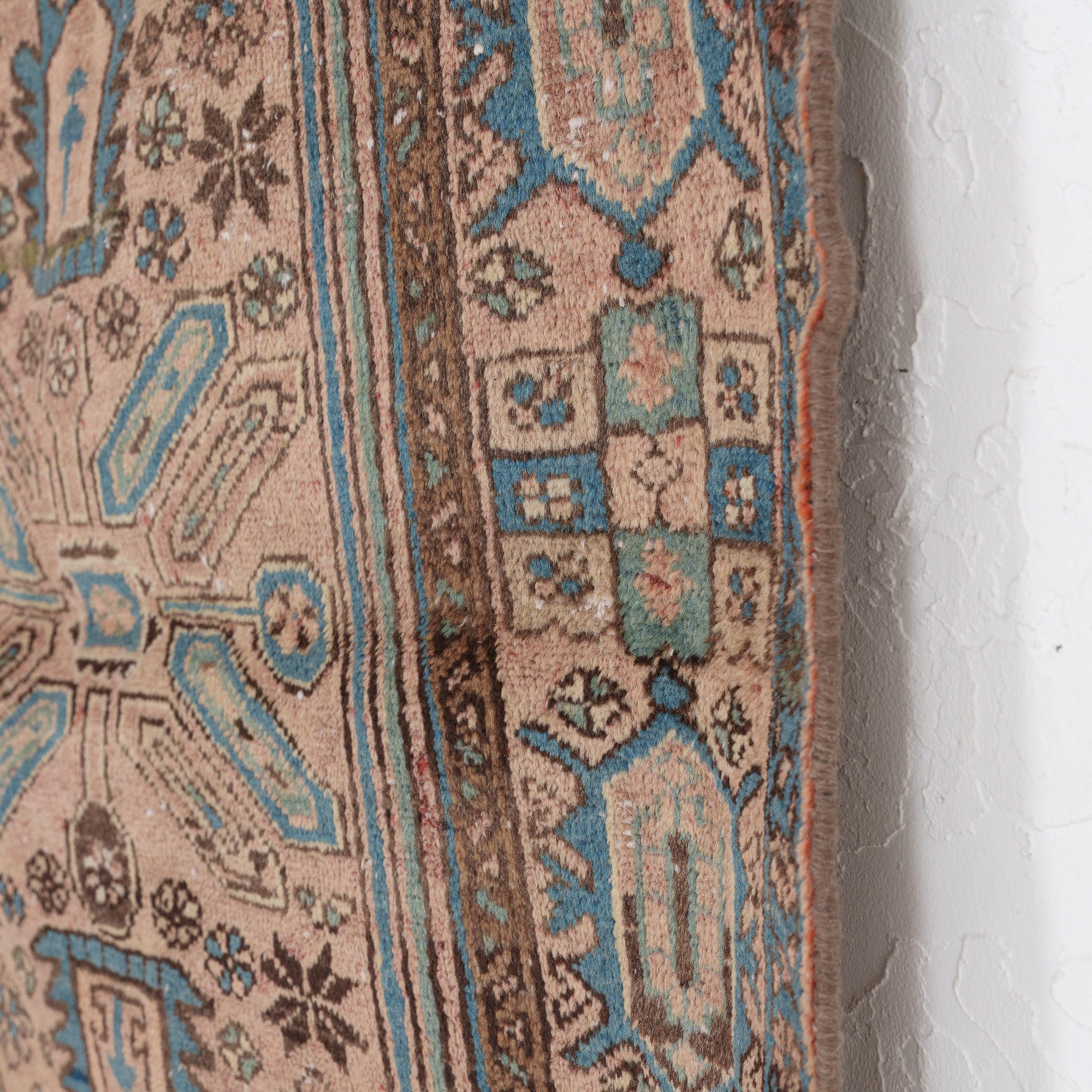 Kaeliness - Vintage Persian Small Rug