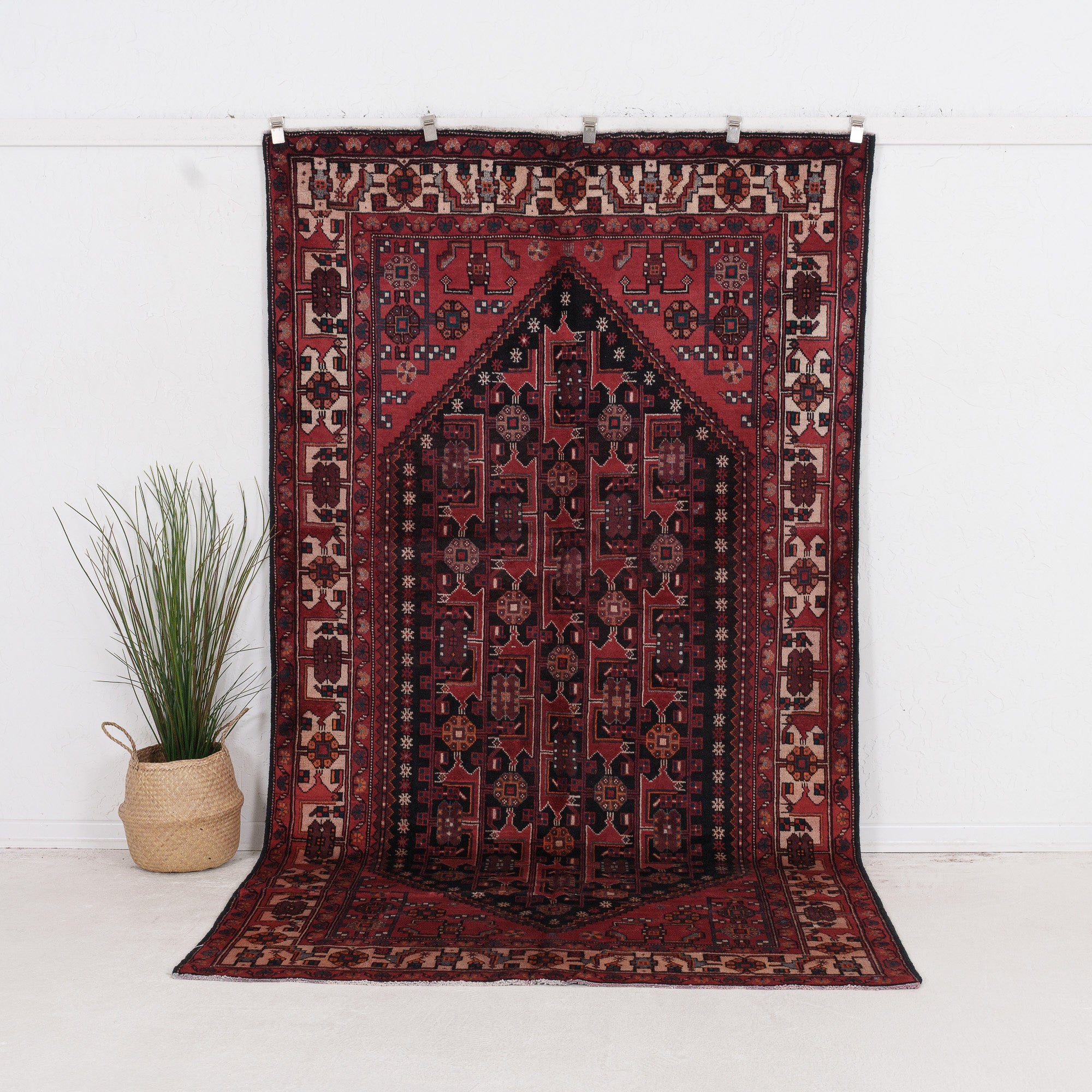 Kaelinin - Vintage Persian Area Rug