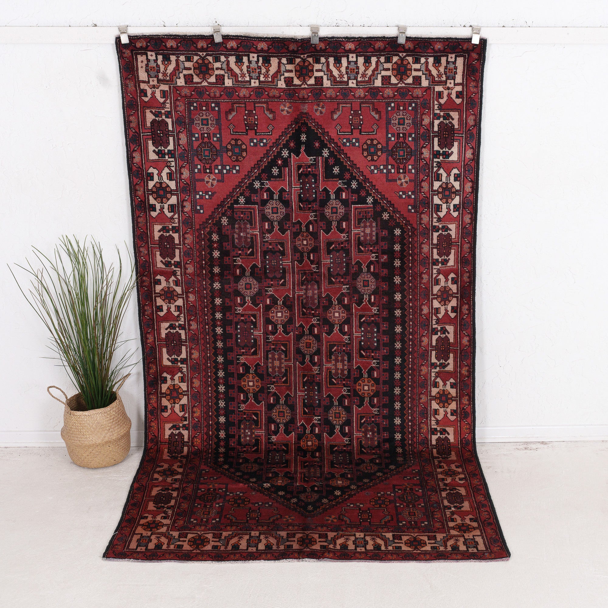 Kaelinin - Vintage Persian Area Rug