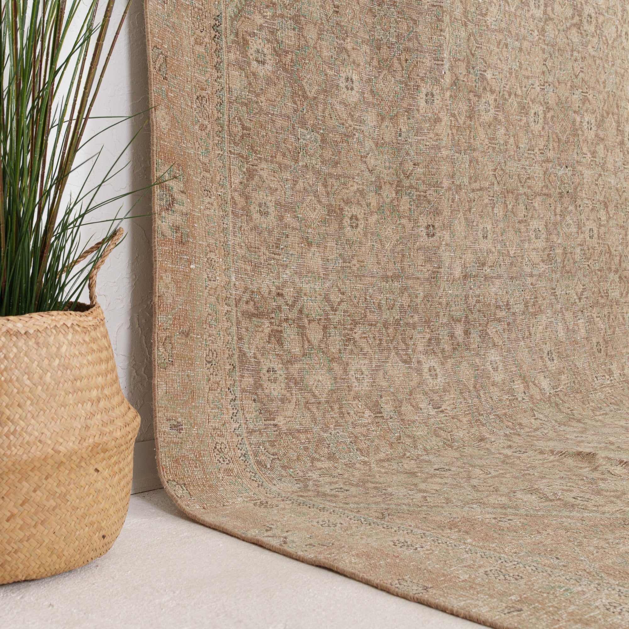 Arelena - Vintage Persian Area Rug