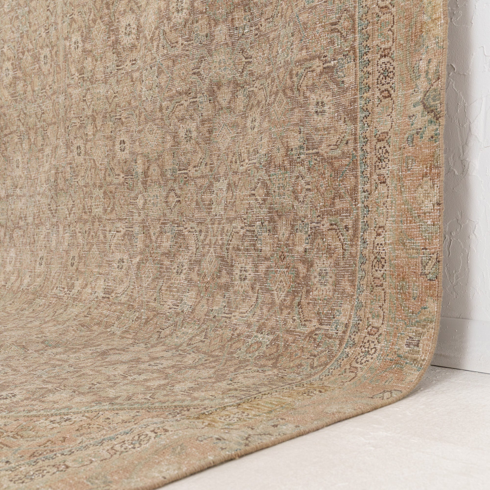Arelena - Vintage Persian Area Rug