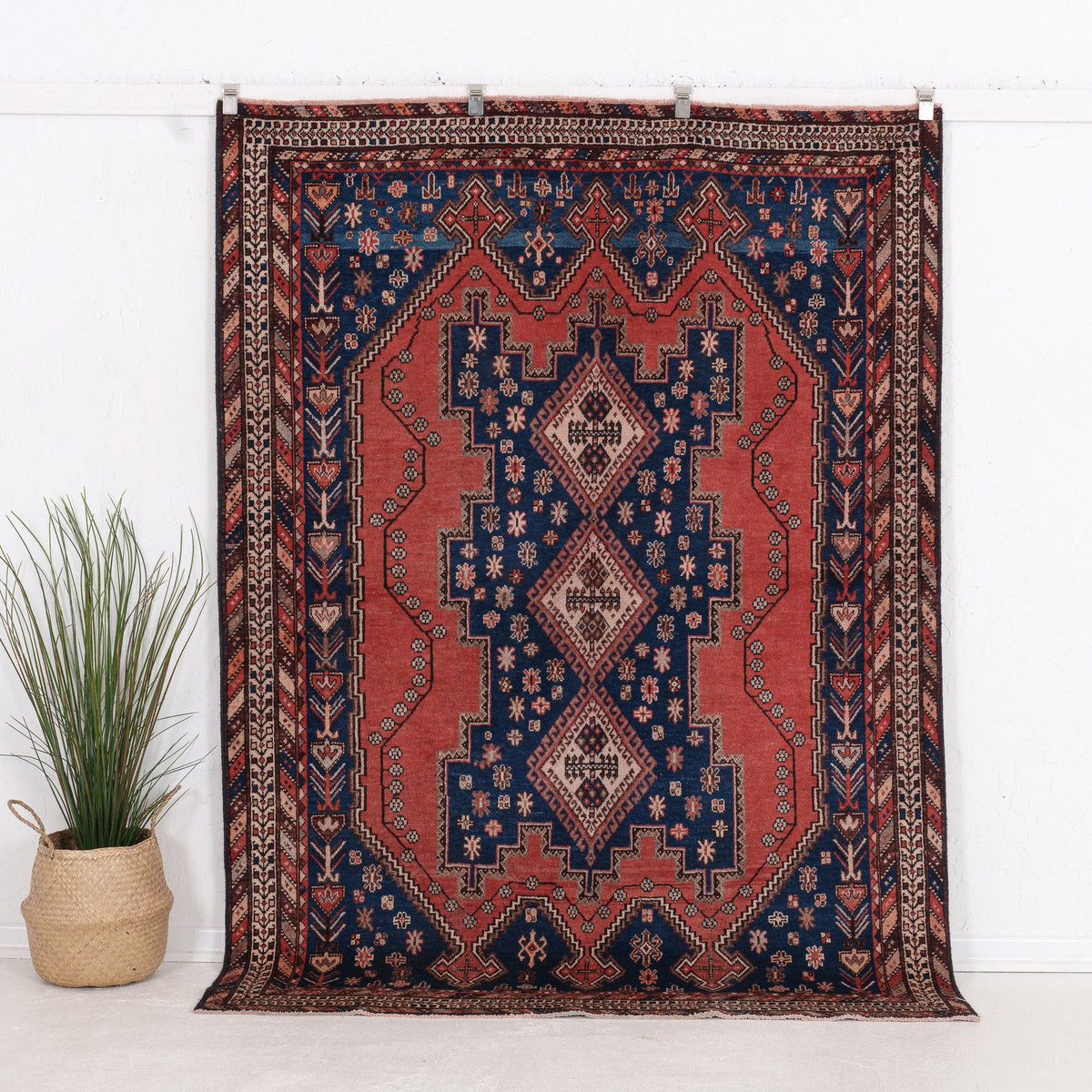 Jaerisara - Vintage Persian Area Rug