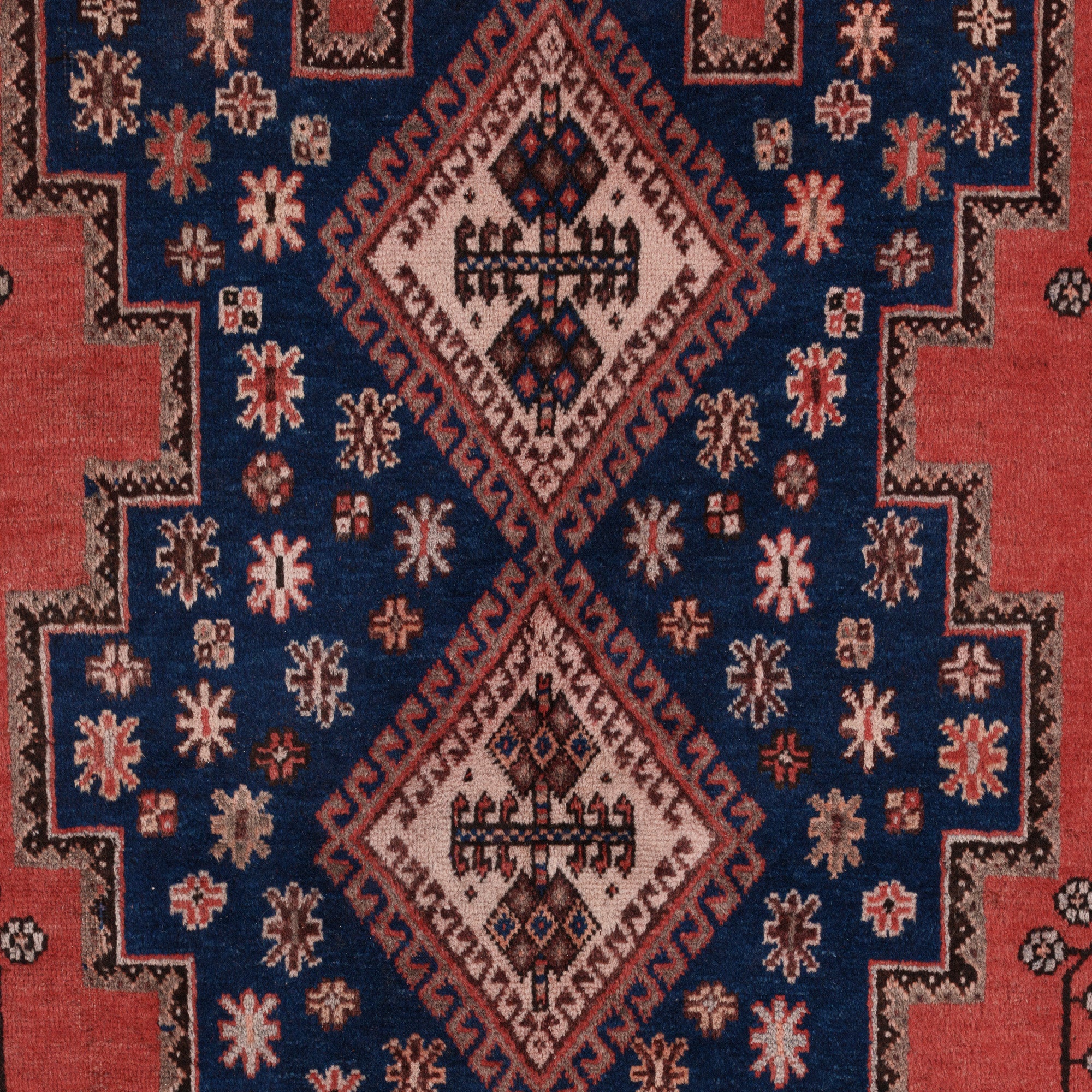 Jaerisara - Vintage Persian Area Rug