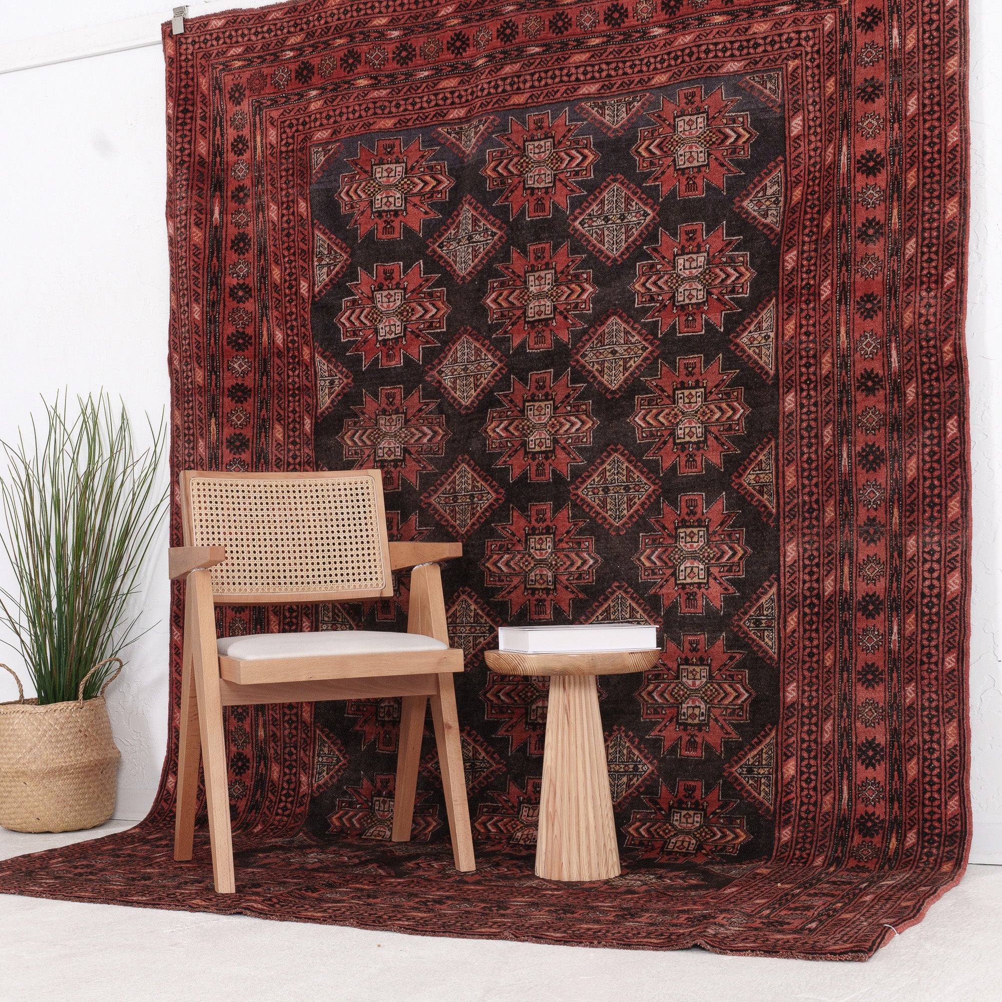 Jaerisaria - Vintage Persian Area Rug