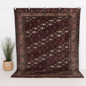 Jaerisess - Vintage Persian Area Rug