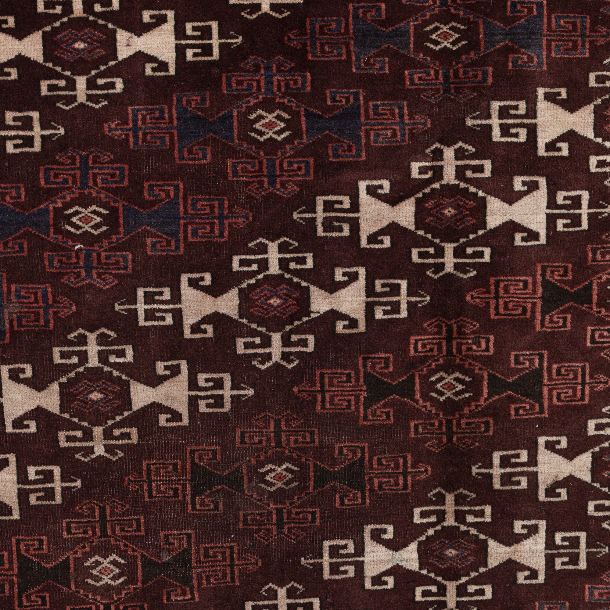 Jaerisess - Vintage Persian Area Rug