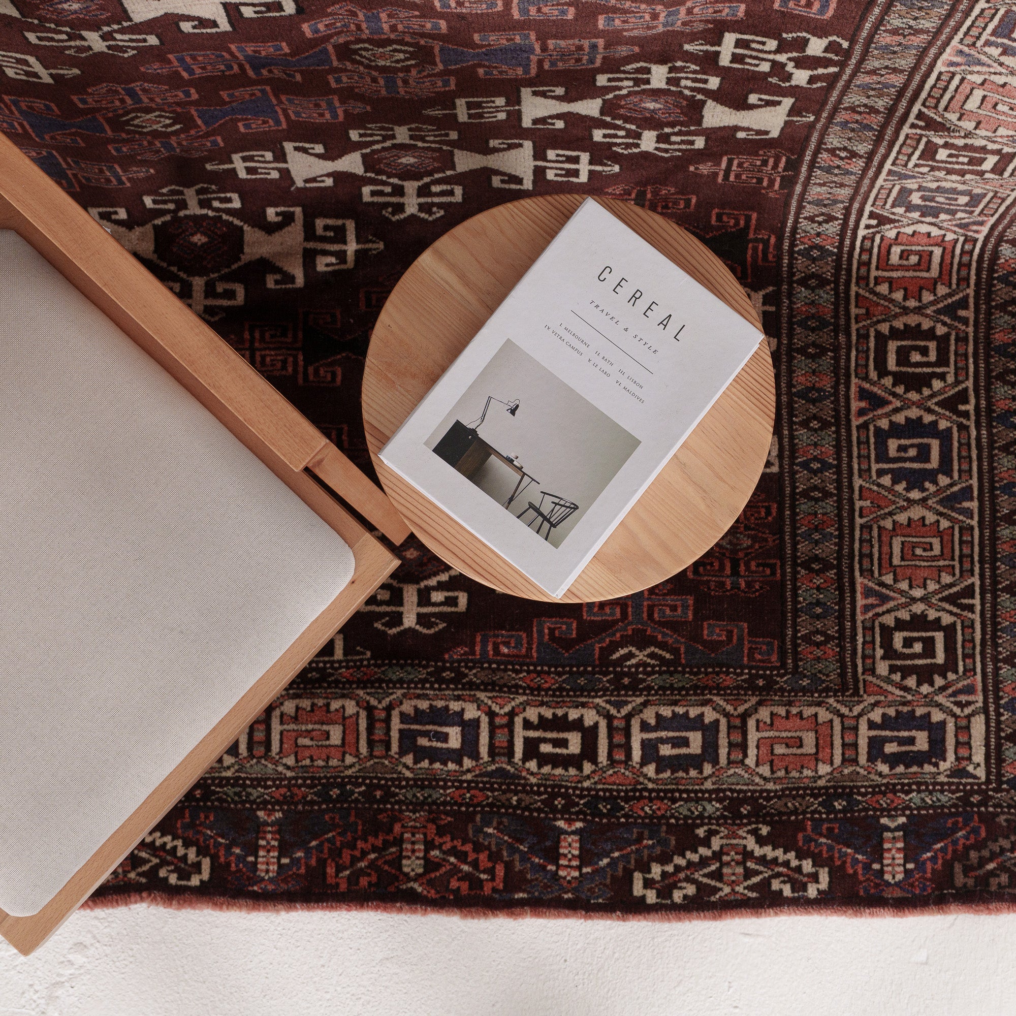 Jaerisess - Vintage Persian Area Rug