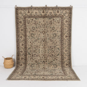 beige vintage 6x9 area rug - perfect for the living room, bedroom, office, dining room, entryway