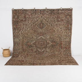 brown vintage 8x10 area rug - perfect for the living room, office, dining room, bedroom, entryway