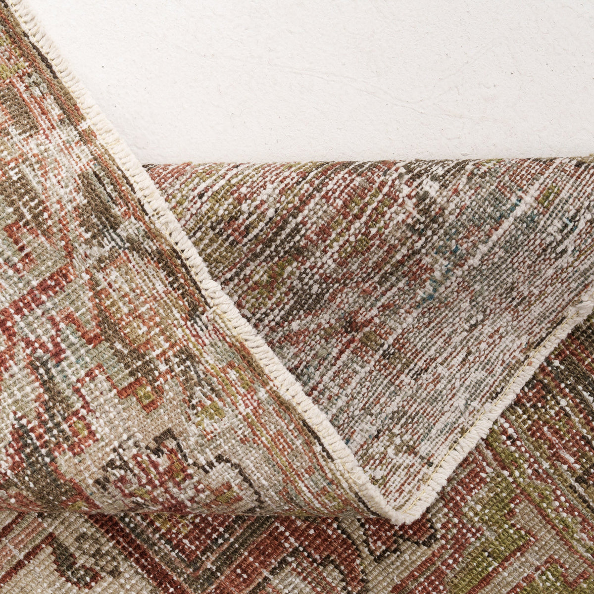 Heriz Red Area Rug