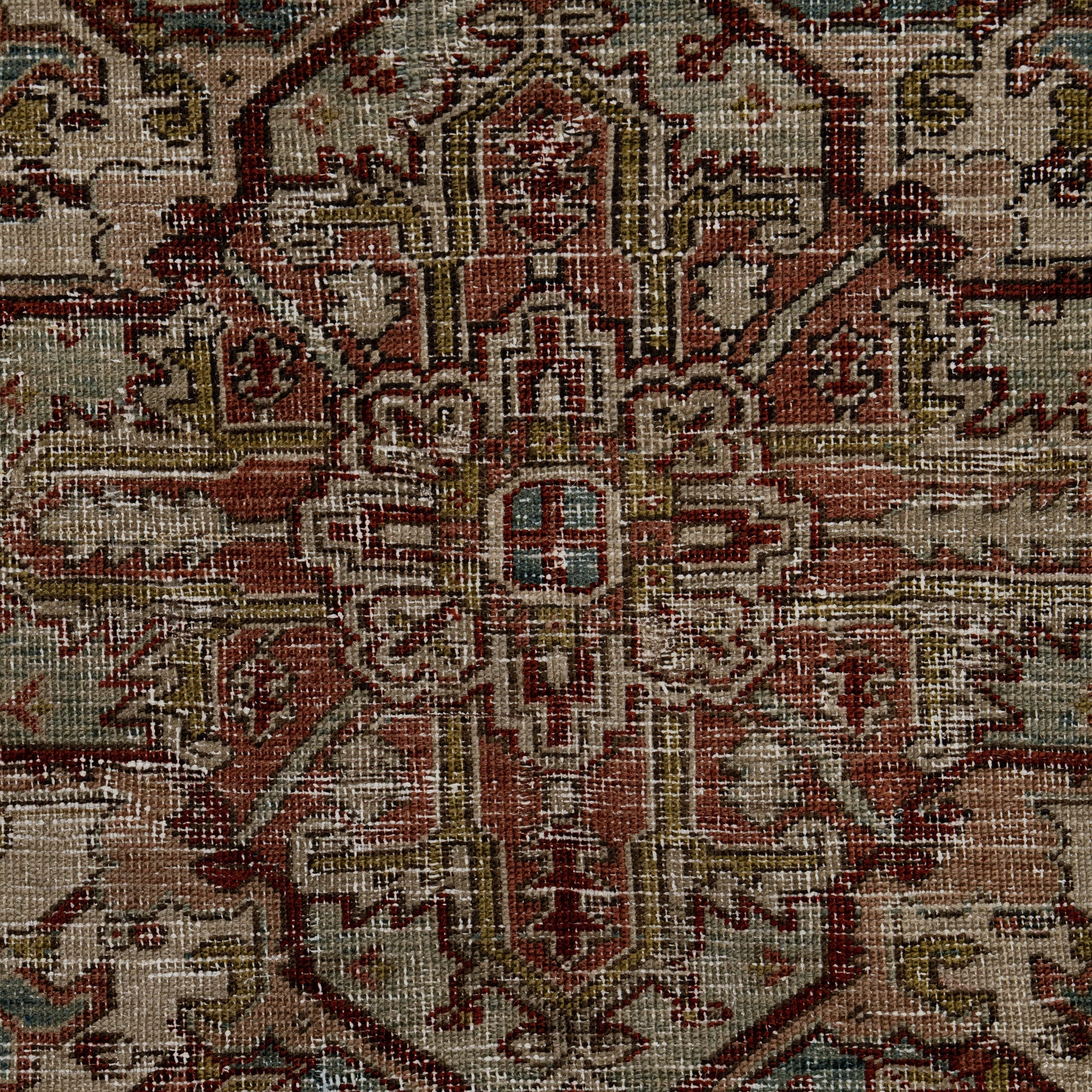 Sapphira - Oriental Rug, Exquisite Antique Design