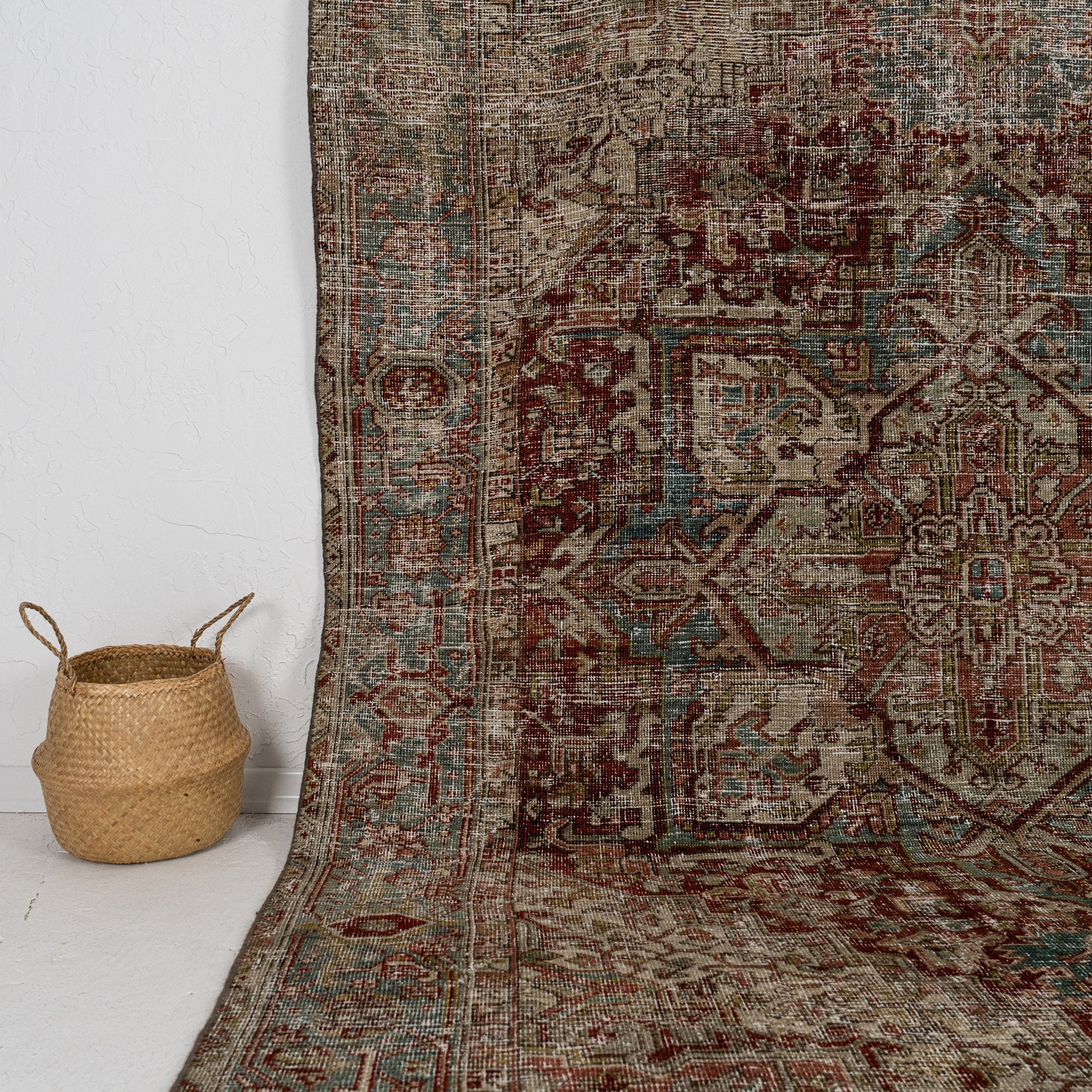 Sapphira - Dining Room Rug, Authentic Oriental Design
