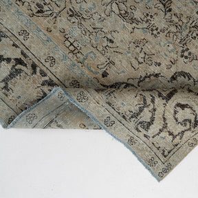 Nyelle - Turkish Rug, Vintage Charm for Modern Spaces