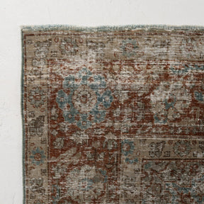 7x11 area rug with beautiful blue hues, from persian