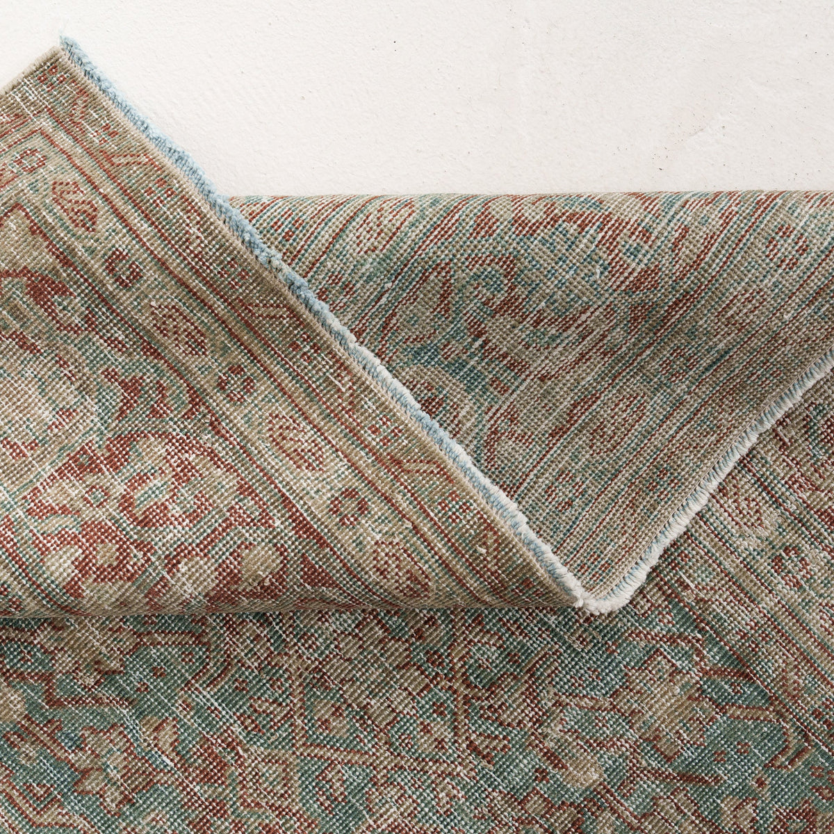 Mahal Red Area Rug