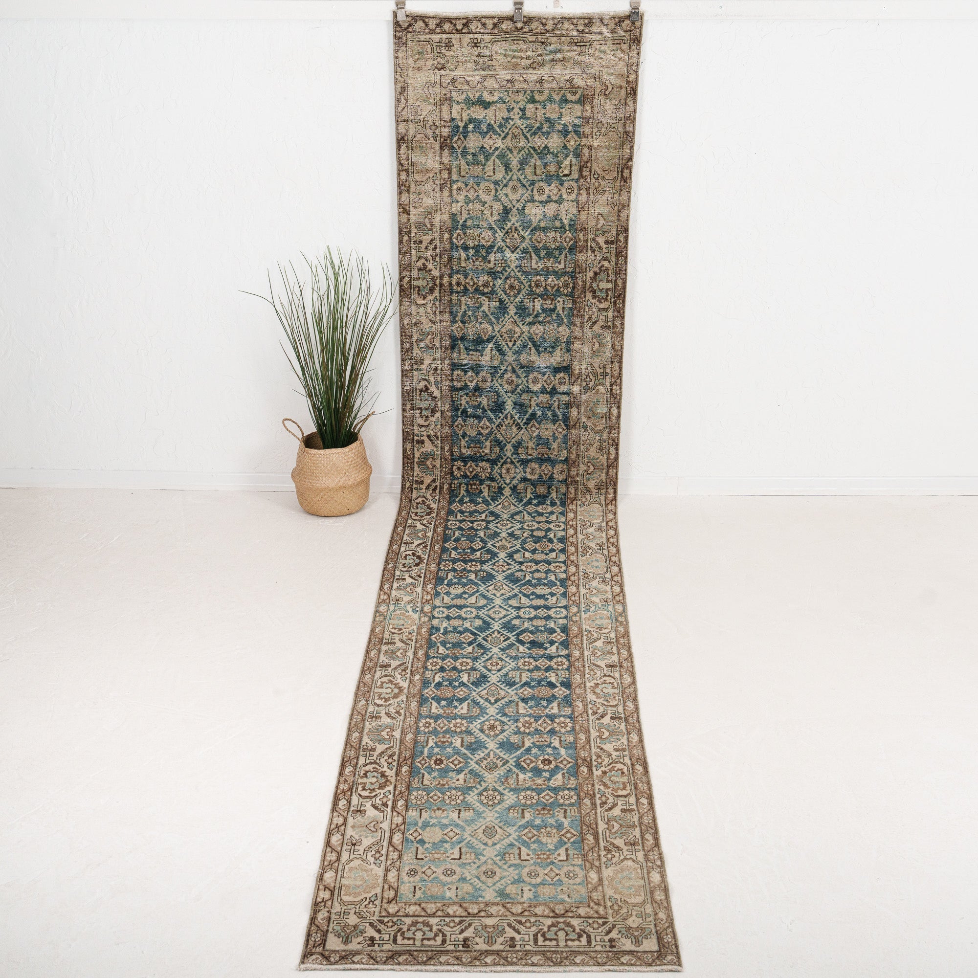 3x16 Persian Rug