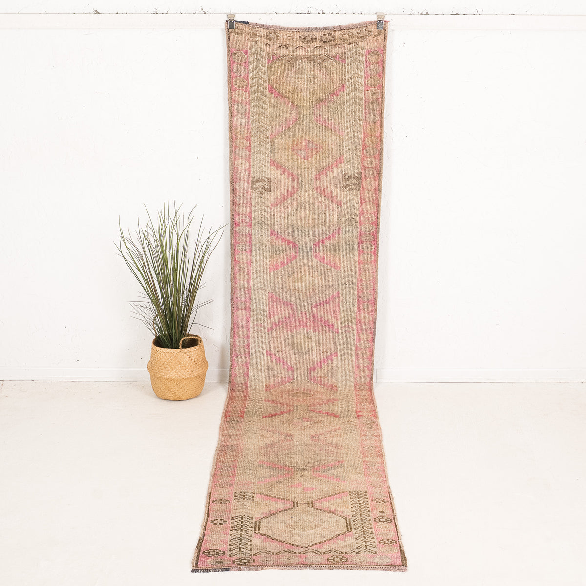 Hildegarena - Vintage Turkish Runner Rug