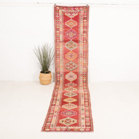 Candidinda - Vintage Turkish Runner Rug